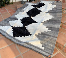 Load image into Gallery viewer, Puna Sheep Wool Rug in Black, White & Grey