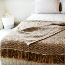 Load image into Gallery viewer, Tan & White Perdiz Wool Blanket