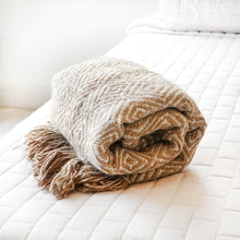 Load image into Gallery viewer, Tan & White Perdiz Wool Blanket